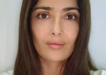 Instagram | @salmahayak