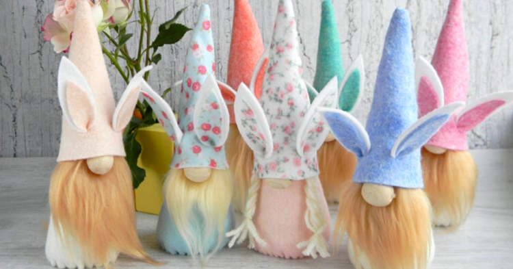 Etsy | ColorfulDropsHouse