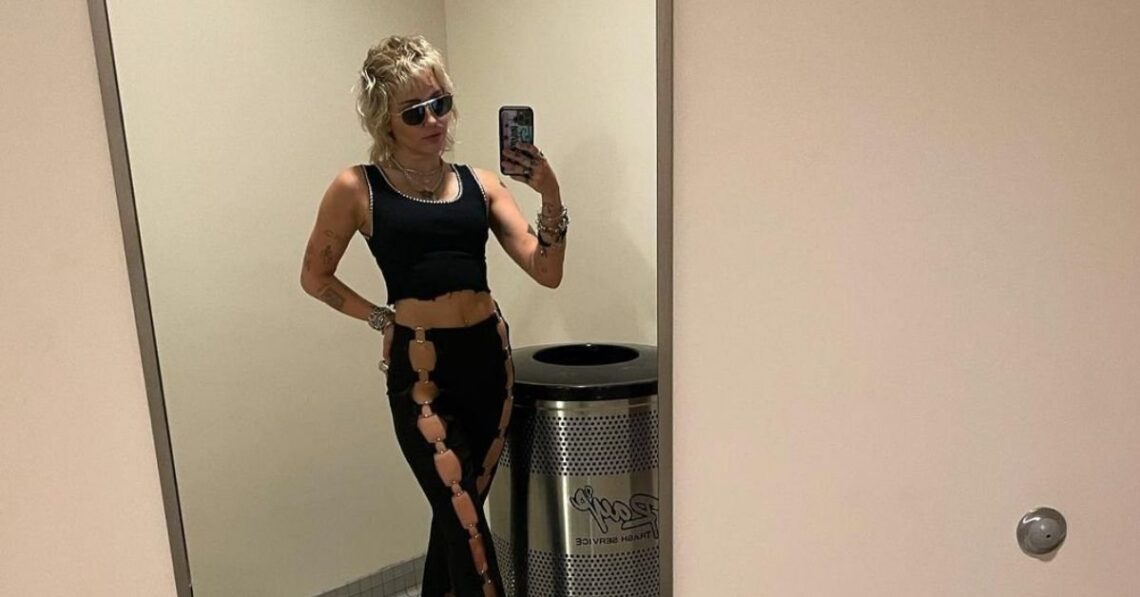 Instagram | @mileycyrus