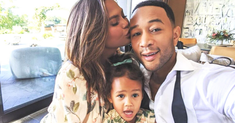 Instagram | @chrissyteigen