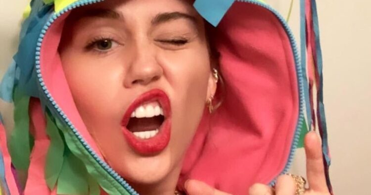 Instagram | @mileycyrus