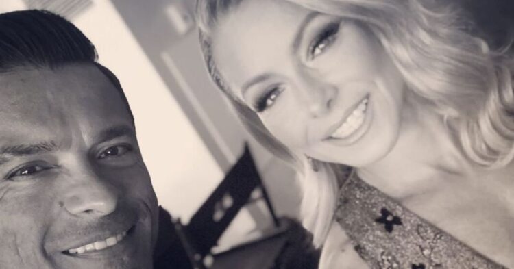 Instagram | @kellyripa