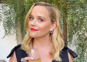 Instagram | @reesewitherspoon