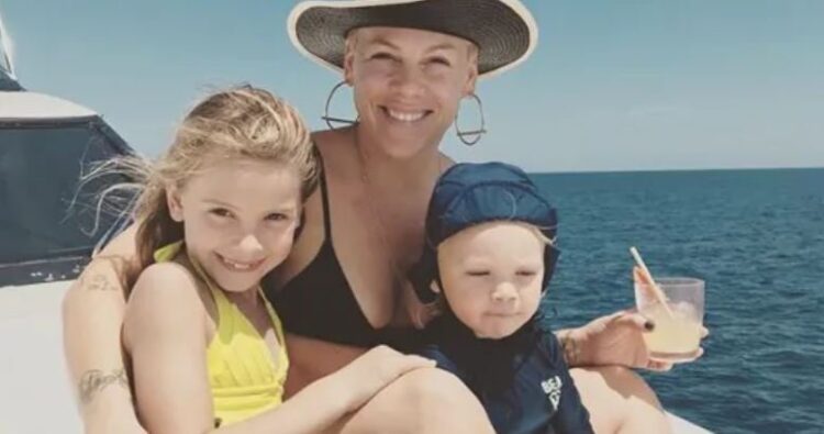 Instagram | @pink