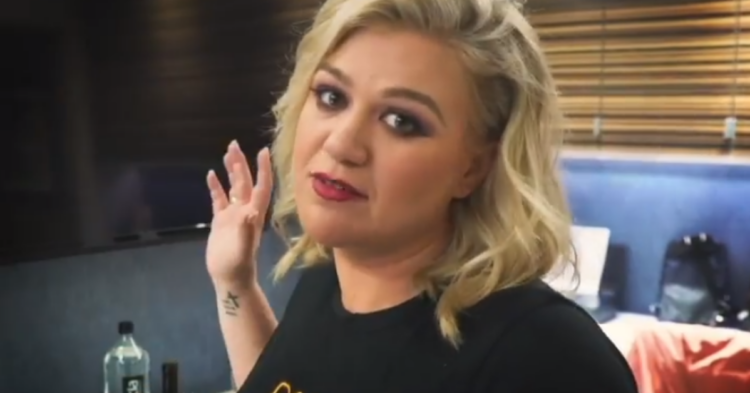 Instagram | @kellyclarkson