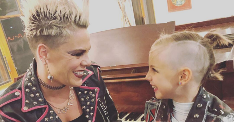 Instagram | @pink