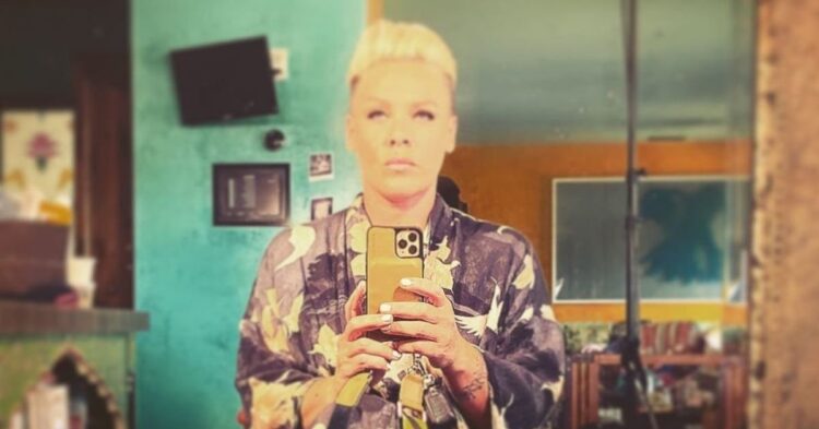 Instagram | @pink