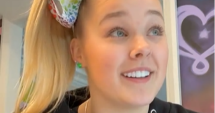 Instagram | @itsjojosiwa
