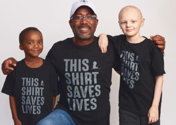 Instagram | @dariusrucker