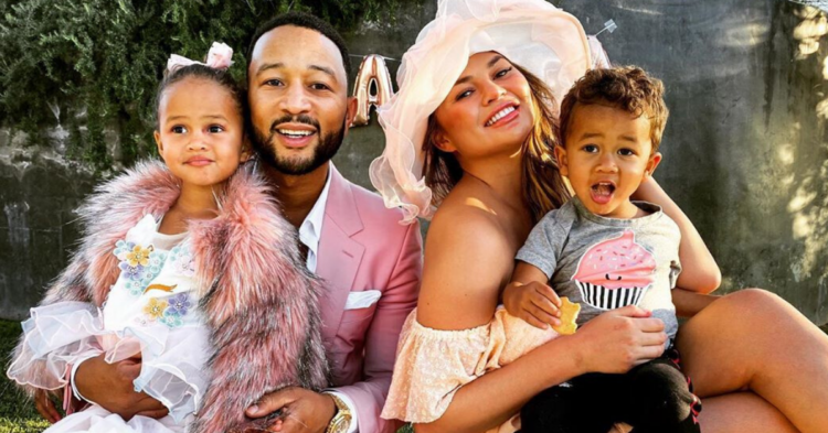 Instagram | @chrissyteigen
