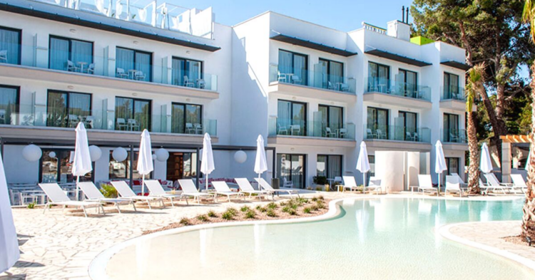 Hotel Som Dona