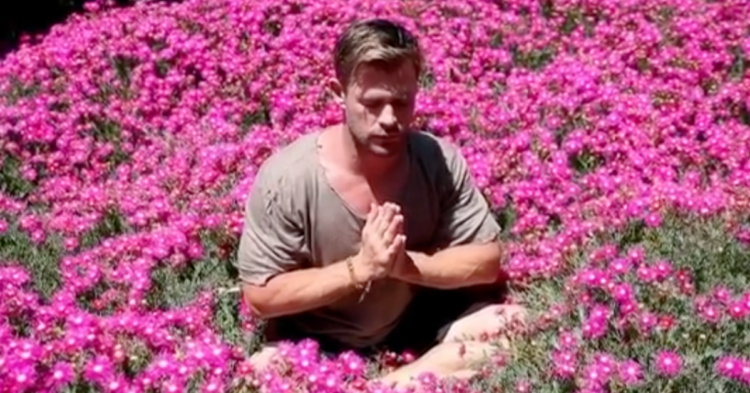 Instagram | @chrishemsworth