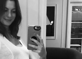 Instagram | @annehathaway