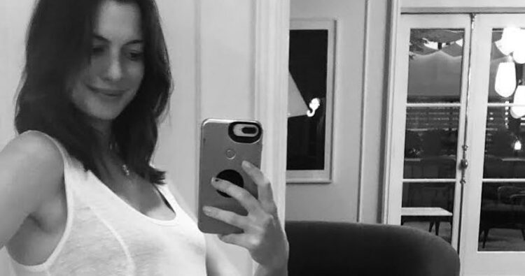 Instagram | @annehathaway