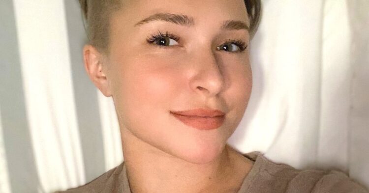 Twitter | @haydenpanettier