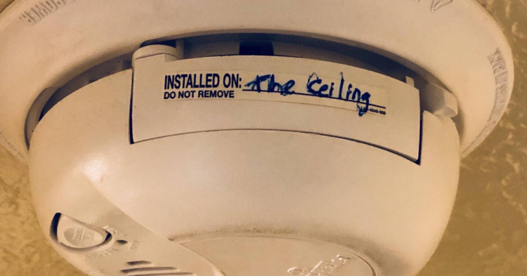 Smoke detector with 