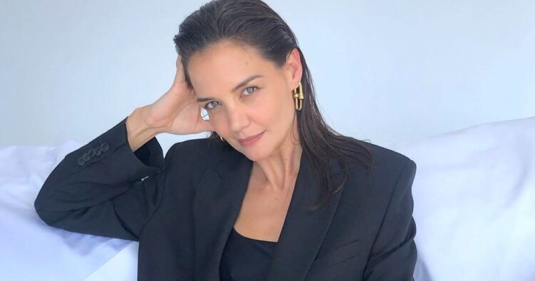 Instagram | @katieholmes212