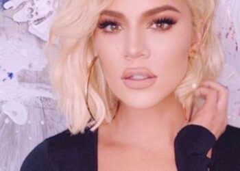 Instagram | @khloekardashian