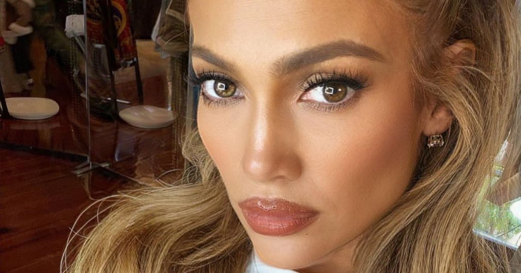Instagram | @jlo