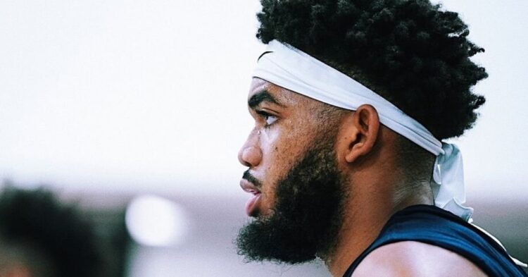 Instagram | @karltowns