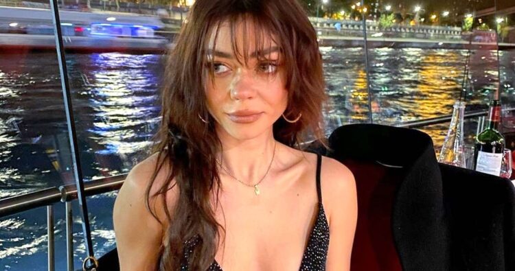 Instagram | @sarahhyland