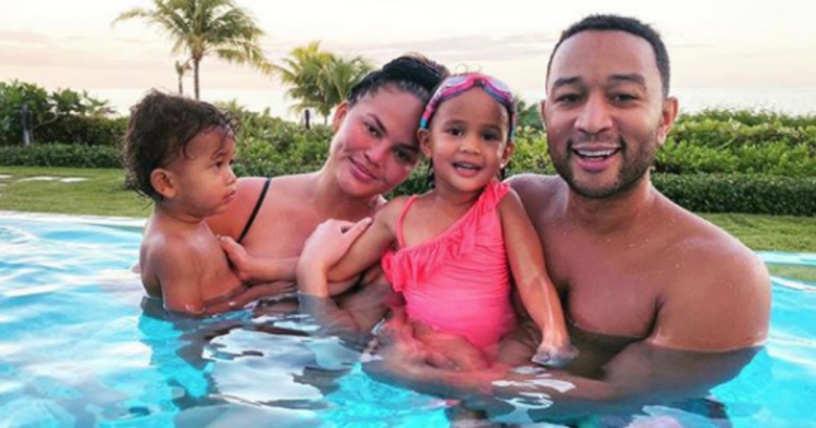 Instagram | @chrissyteigen