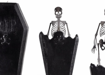 Etsy | CreepyCandles
