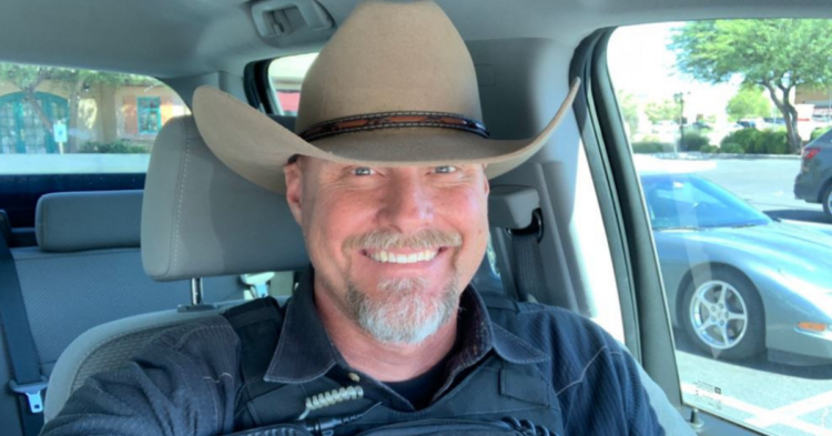 Twitter | @sherifflamb1