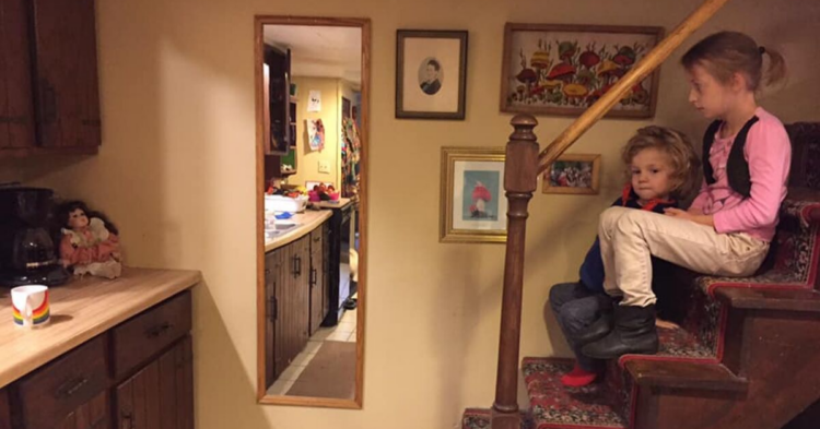 Facebook | Doll in the Hall