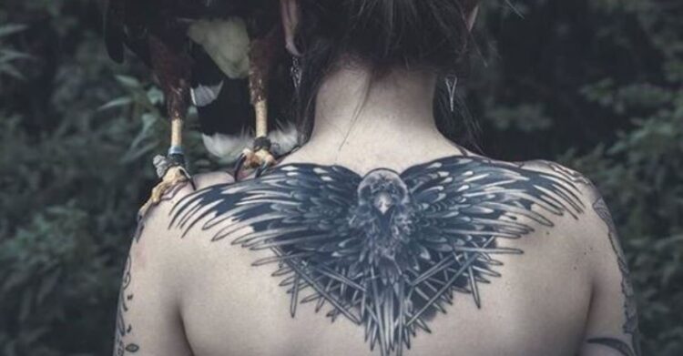 Instagram | @iron_throne_ink