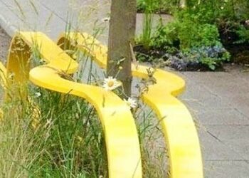 The Edible Bus Stop | The Edible Bus Stop