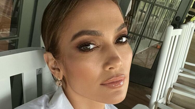 instagram | @jlo