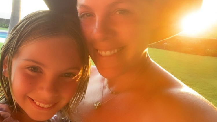 instagram | @pink