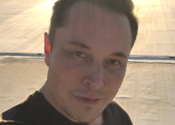 Instagram | @elonmusk