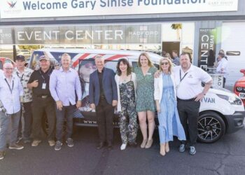 reddit | GarySiniseOfficial
