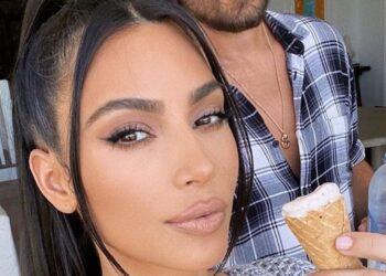Instagram | @kimkardashian