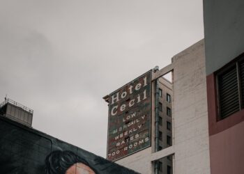 Unsplash | Christopher Alvarenga