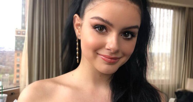 Instagram | @arielwinter