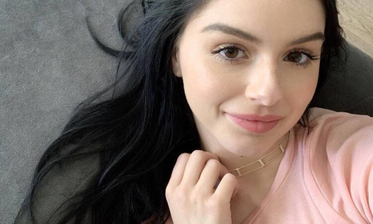 Instagram | @arielwinter