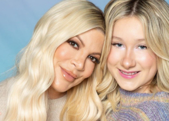 instagram | @torispelling