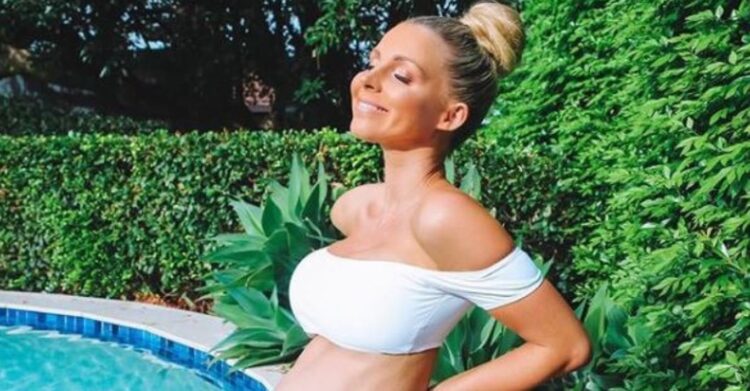 Instagram | @hannahpolites