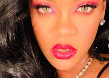 Instagram | @badgalriri