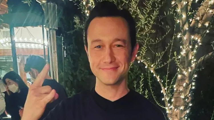 instagram | @hitrecordjoe