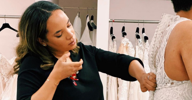 Instagram | @curvaceouscouturebridal