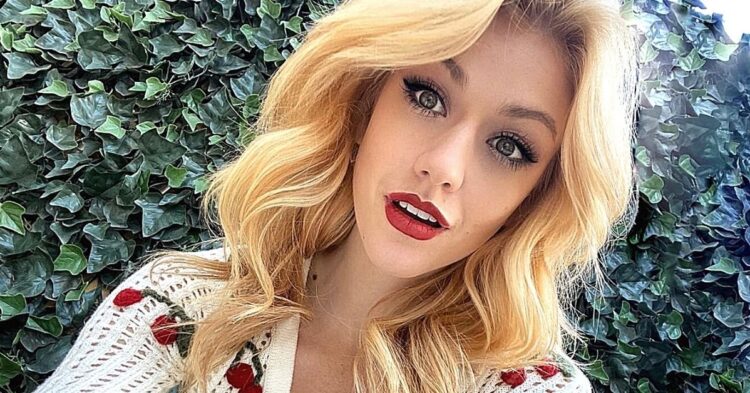 Instagram | @kat.mcnamara