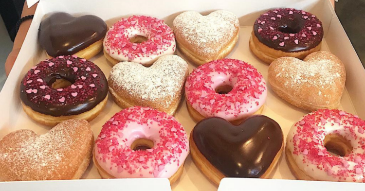Twitter | @dunkindonuts