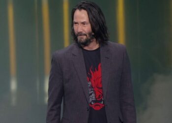 E3