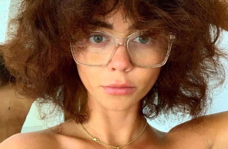 Instagram | @sarahhyland