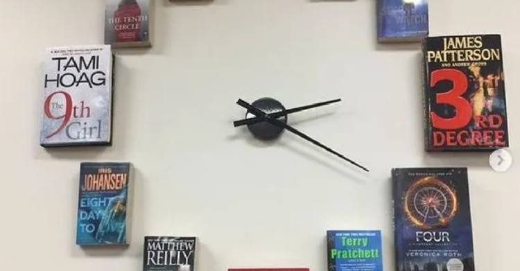 Instagram | @thebookoholic