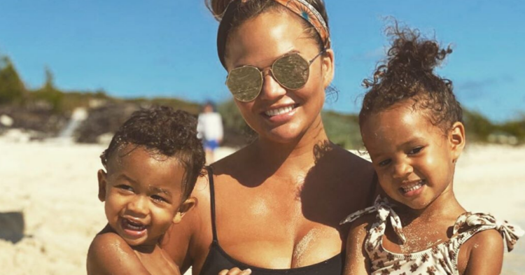 Instagram | @chrissyteigen